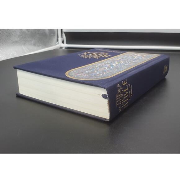 The Reader's Digest RSV Bible Illustrated Edition 1990 HC Blue Cloth - Picture 3 of 9